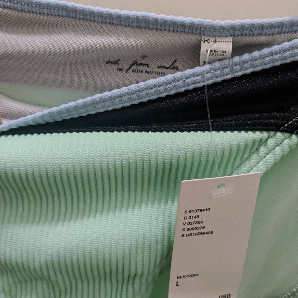 Urban Outfitters Color lock Bikini Size L